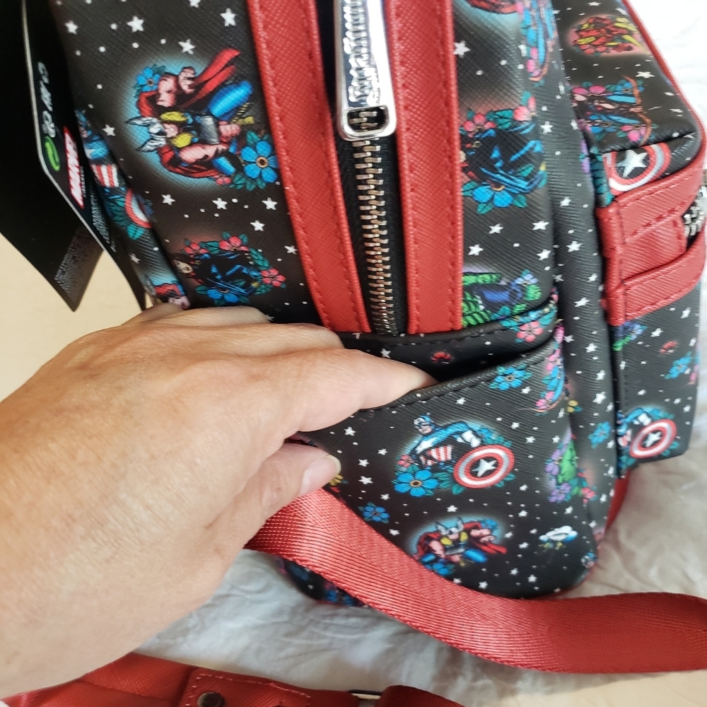 NEW LOUNGEFLY-MARVEL-AVENGERS-TATTOO MINNI BACKPACK - Picture 7 of 15